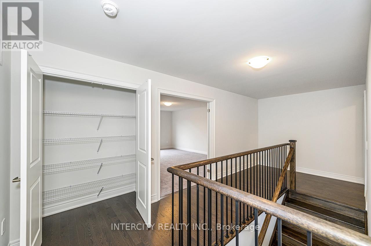 57 Bostock Drive, Georgina, Ontario  L4P 0S5 - Photo 28 - N12148522