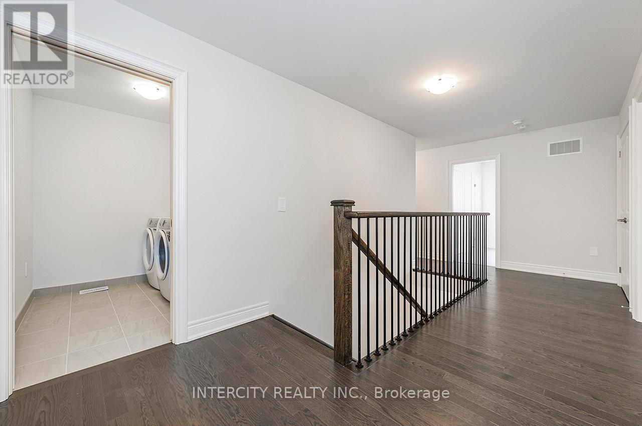 57 Bostock Drive, Georgina, Ontario  L4P 0S5 - Photo 29 - N12148522