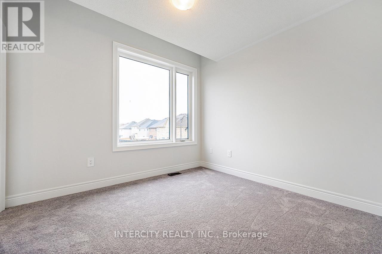 57 Bostock Drive, Georgina, Ontario  L4P 0S5 - Photo 35 - N12148522