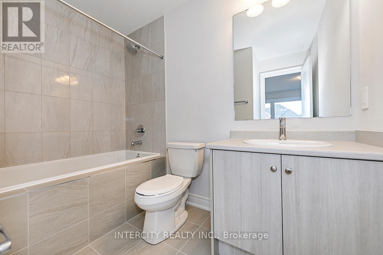 57 Bostock Drive, Georgina, Ontario  L4P 0S5 - Photo 38 - N12148522