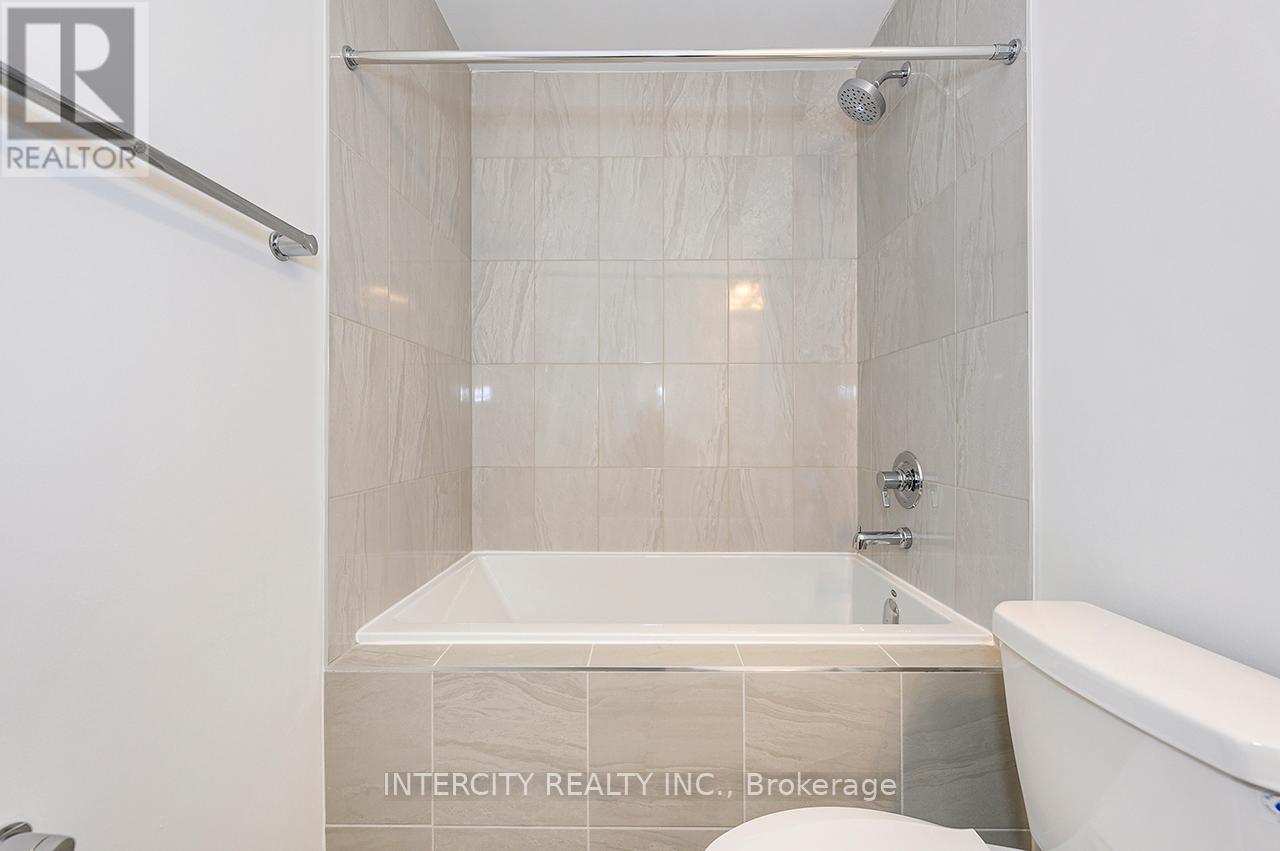 57 Bostock Drive, Georgina, Ontario  L4P 0S5 - Photo 39 - N12148522