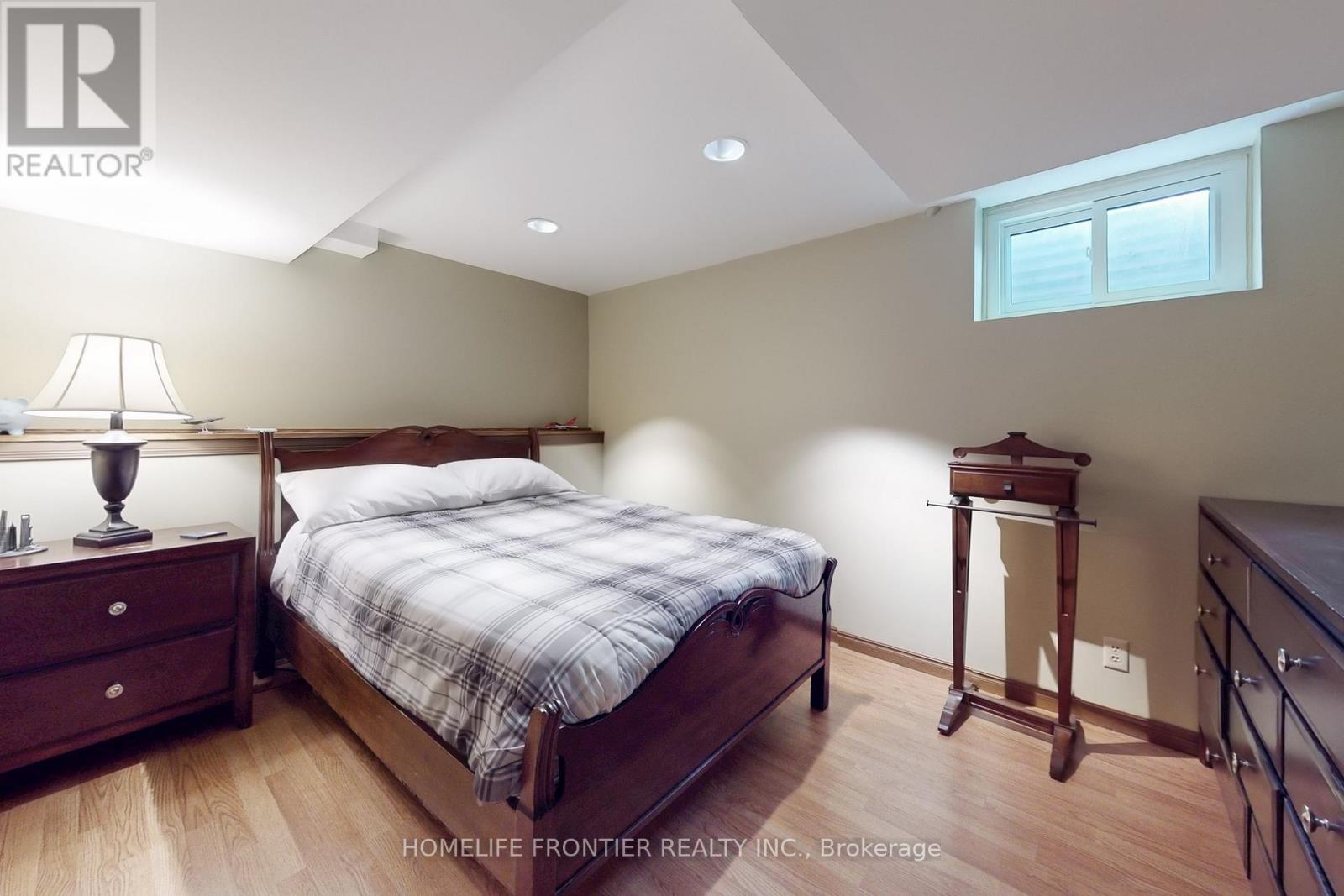 40 Delta Crescent, East Gwillimbury, Ontario  L9N 1G4 - Photo 28 - N12148569