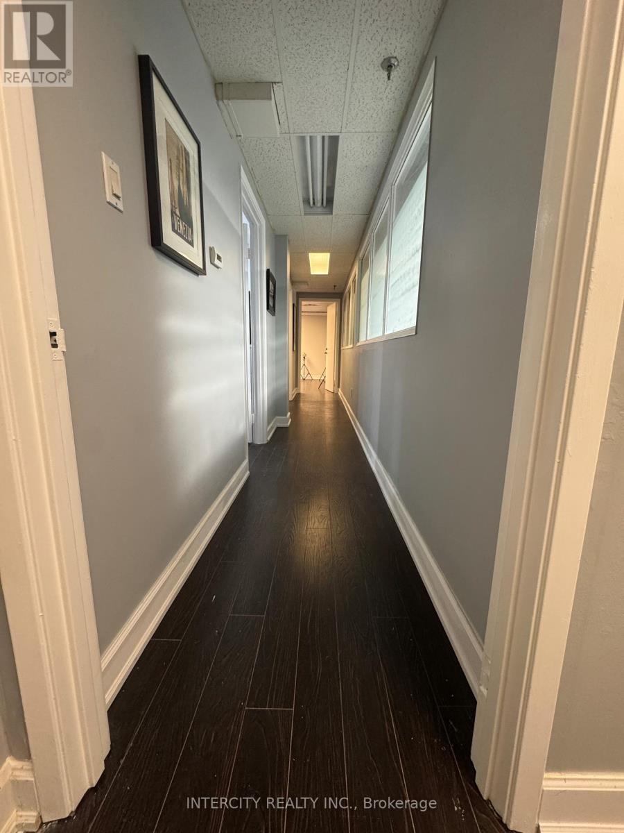 104 - 2100 Steeles Avenue W, Vaughan, Ontario  L4K 2V1 - Photo 8 - N12148611