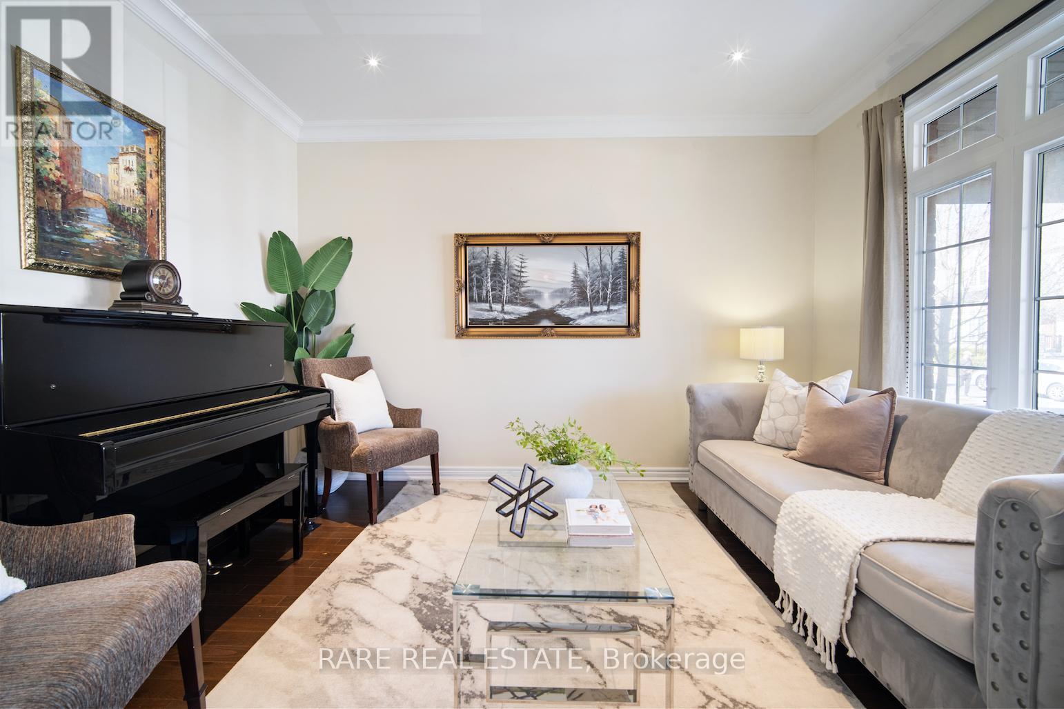 56 Dungannon Drive, Markham, Ontario  L6C 0K1 - Photo 3 - N12148615
