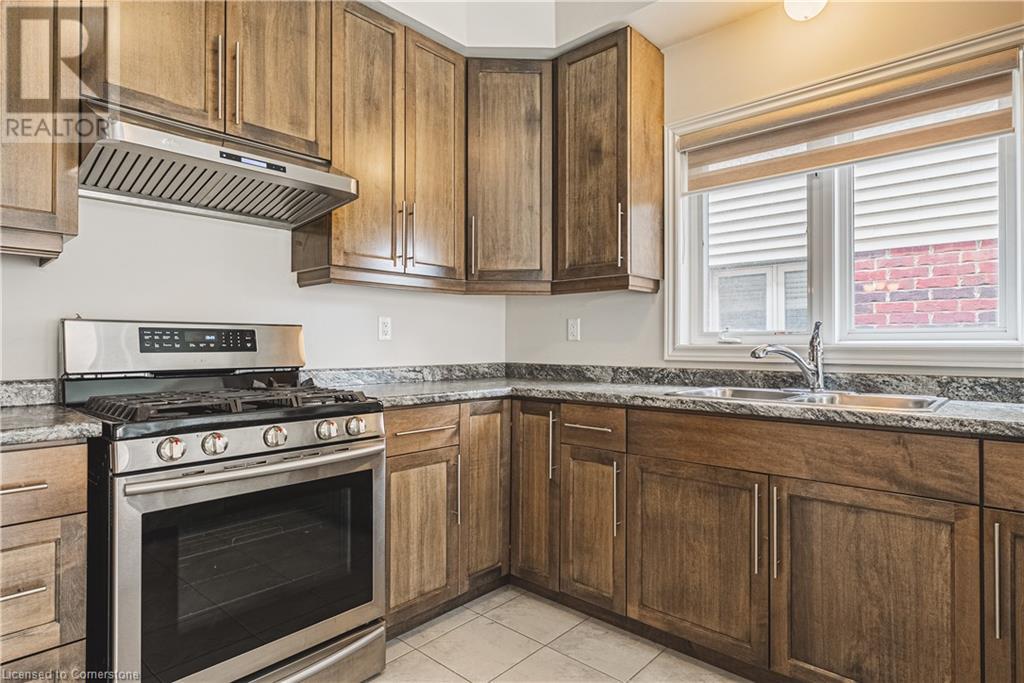 224 Pumpkin Pass, Binbrook, Ontario  L0R 1C0 - Photo 15 - 40726366
