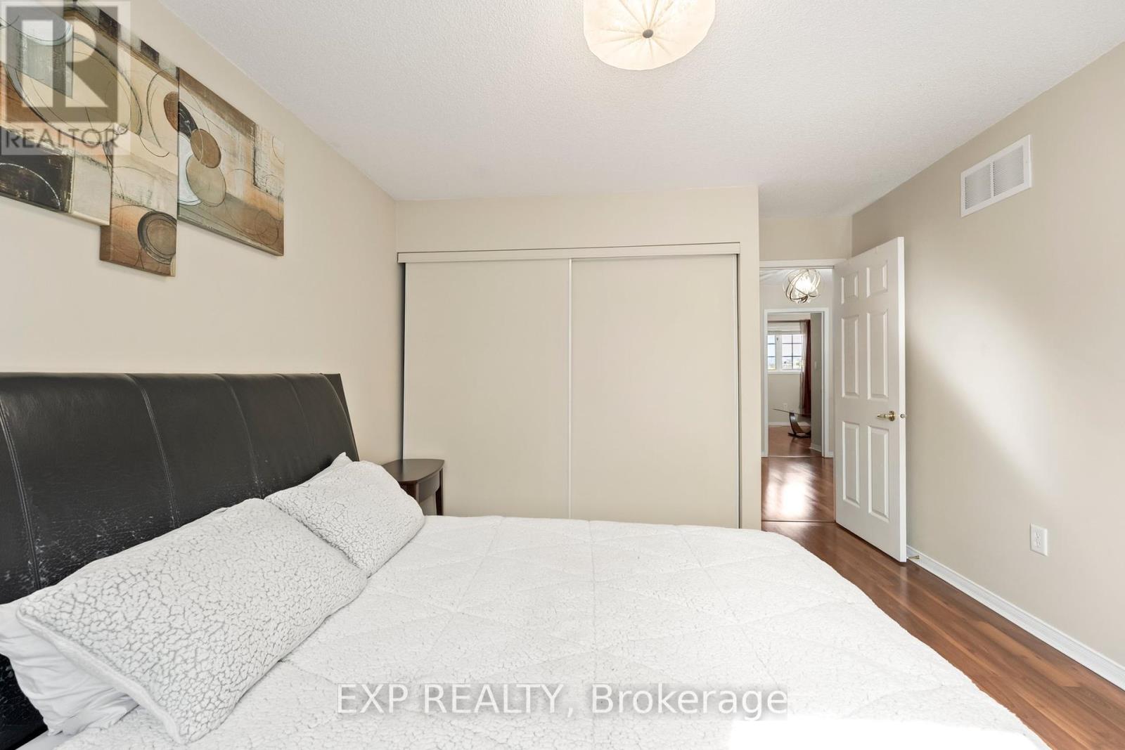 165 Marsellus Drive, Barrie, Ontario  L4N 8V7 - Photo 21 - S12147774