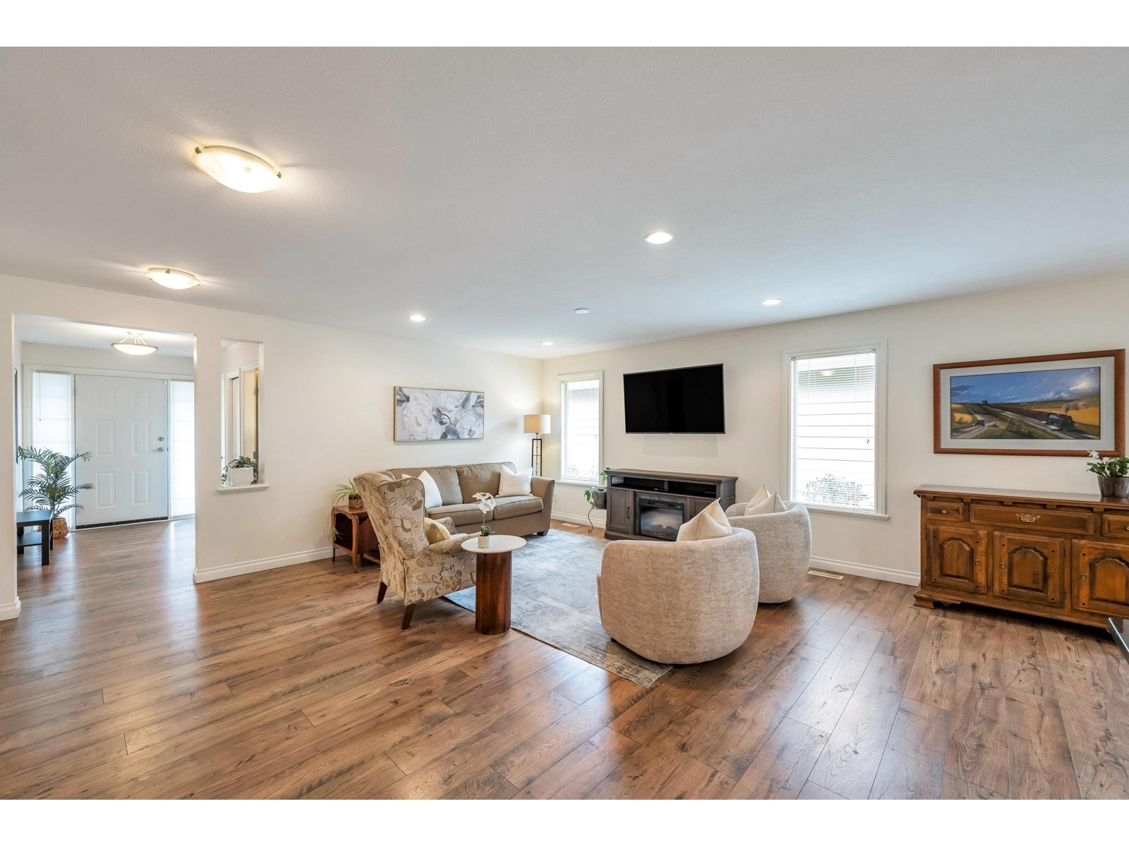 Property at 68 46000 THOMAS ROAD image 4
