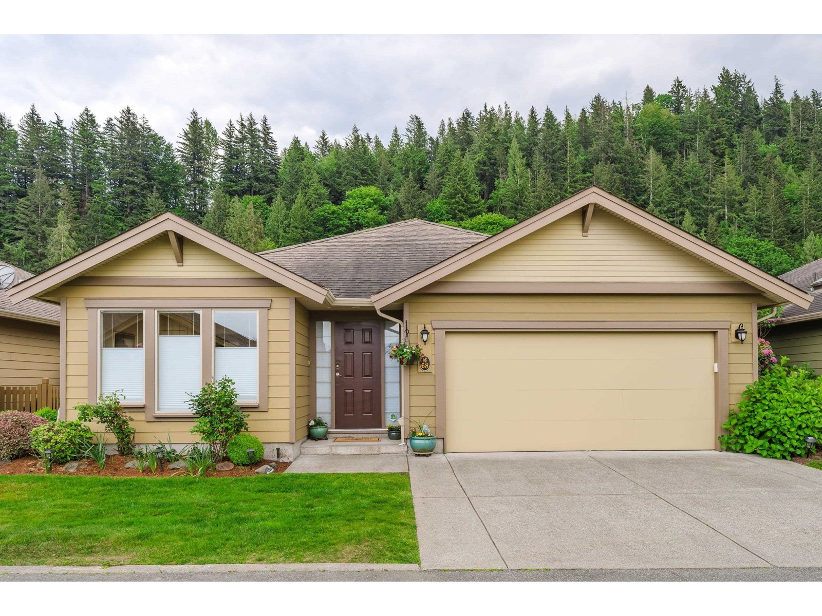 Property at 68 46000 THOMAS ROAD image 1
