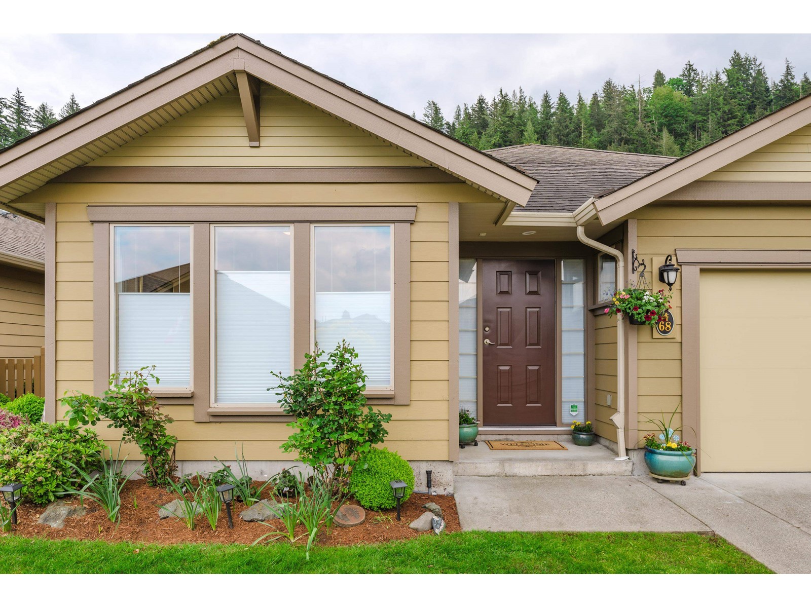 Property at 68 46000 THOMAS ROAD image 2