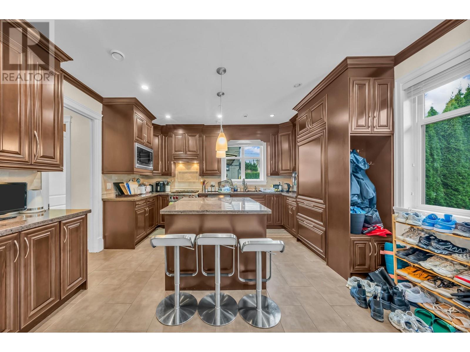 Listing Picture 23 of 40 : 3455 W 10TH AVENUE, Vancouver / 溫哥華 - 魯藝地產 Yvonne Lu Group - MLS Medallion Club Member