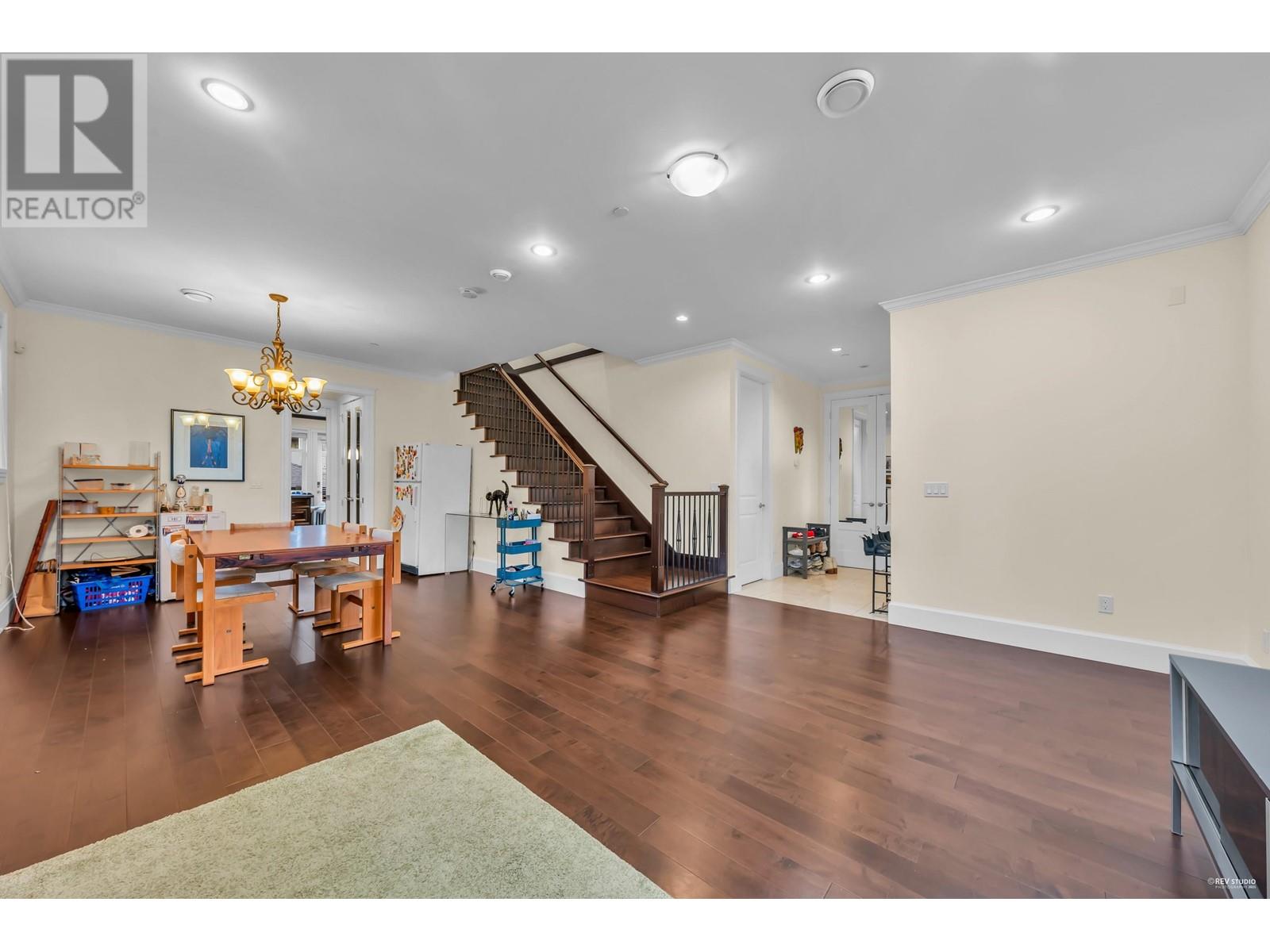 Listing Picture 8 of 40 : 3455 W 10TH AVENUE, Vancouver / 溫哥華 - 魯藝地產 Yvonne Lu Group - MLS Medallion Club Member