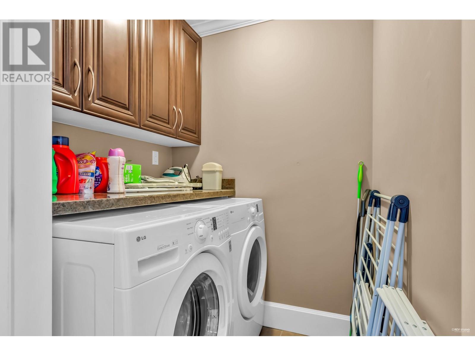 Listing Picture 18 of 40 : 3455 W 10TH AVENUE, Vancouver / 溫哥華 - 魯藝地產 Yvonne Lu Group - MLS Medallion Club Member