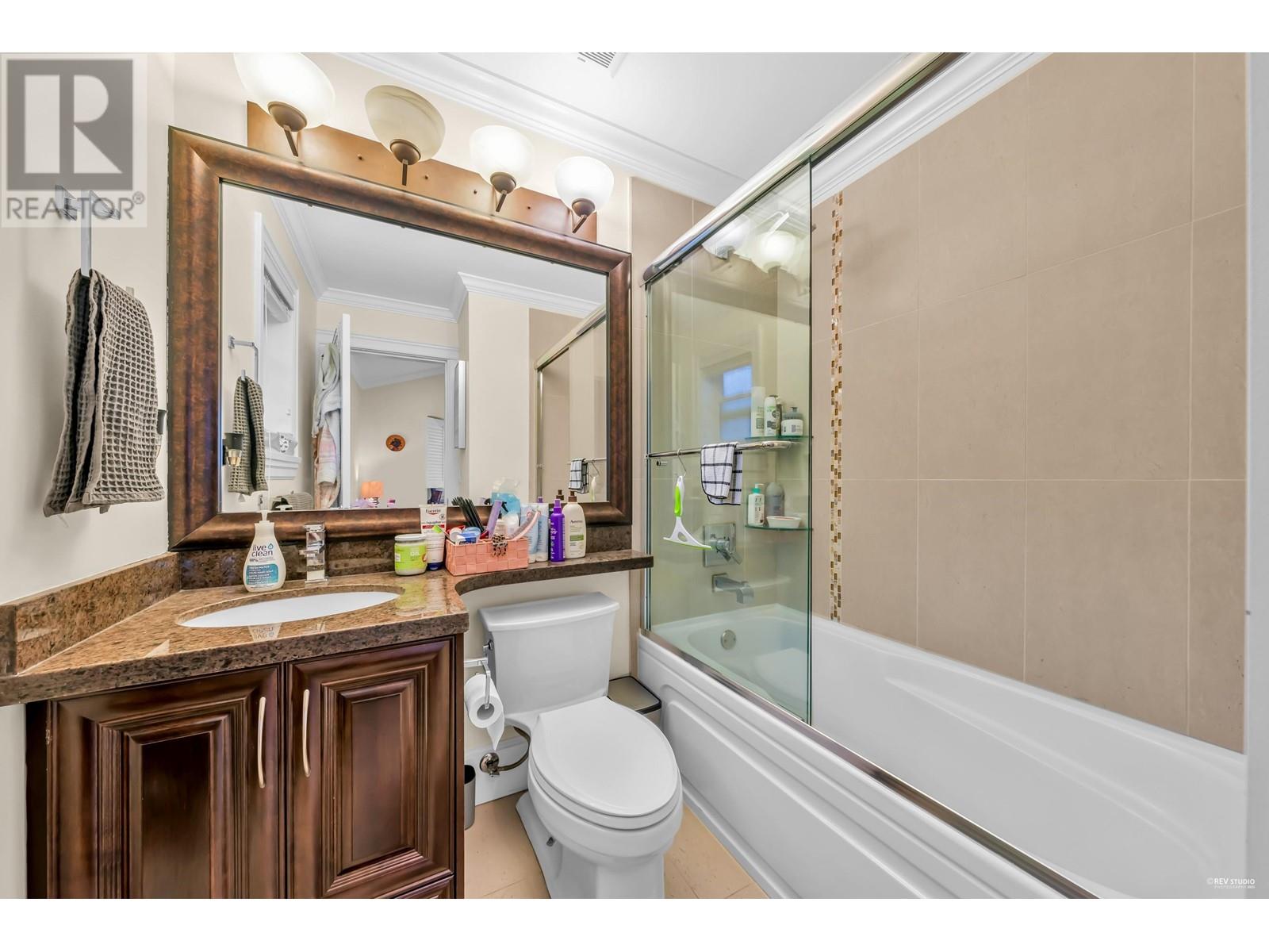 Listing Picture 29 of 40 : 3455 W 10TH AVENUE, Vancouver / 溫哥華 - 魯藝地產 Yvonne Lu Group - MLS Medallion Club Member