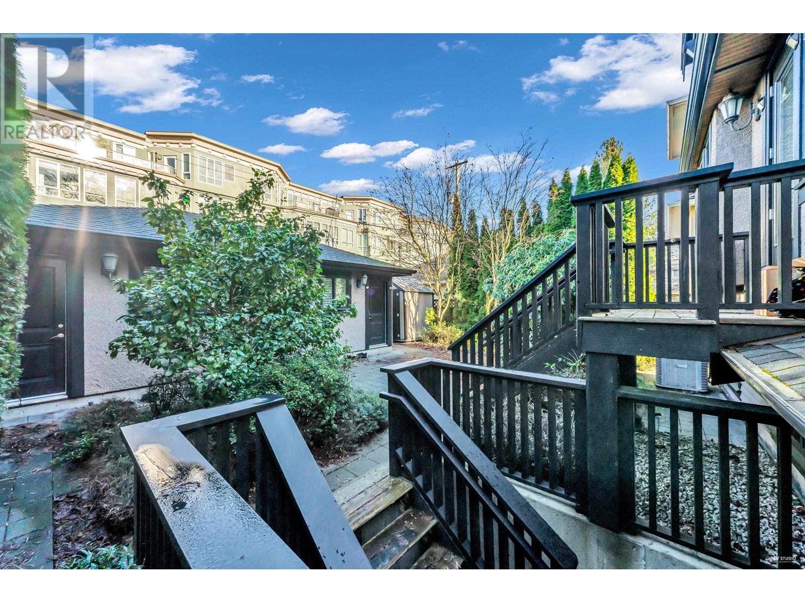 Listing Picture 38 of 40 : 3455 W 10TH AVENUE, Vancouver / 溫哥華 - 魯藝地產 Yvonne Lu Group - MLS Medallion Club Member