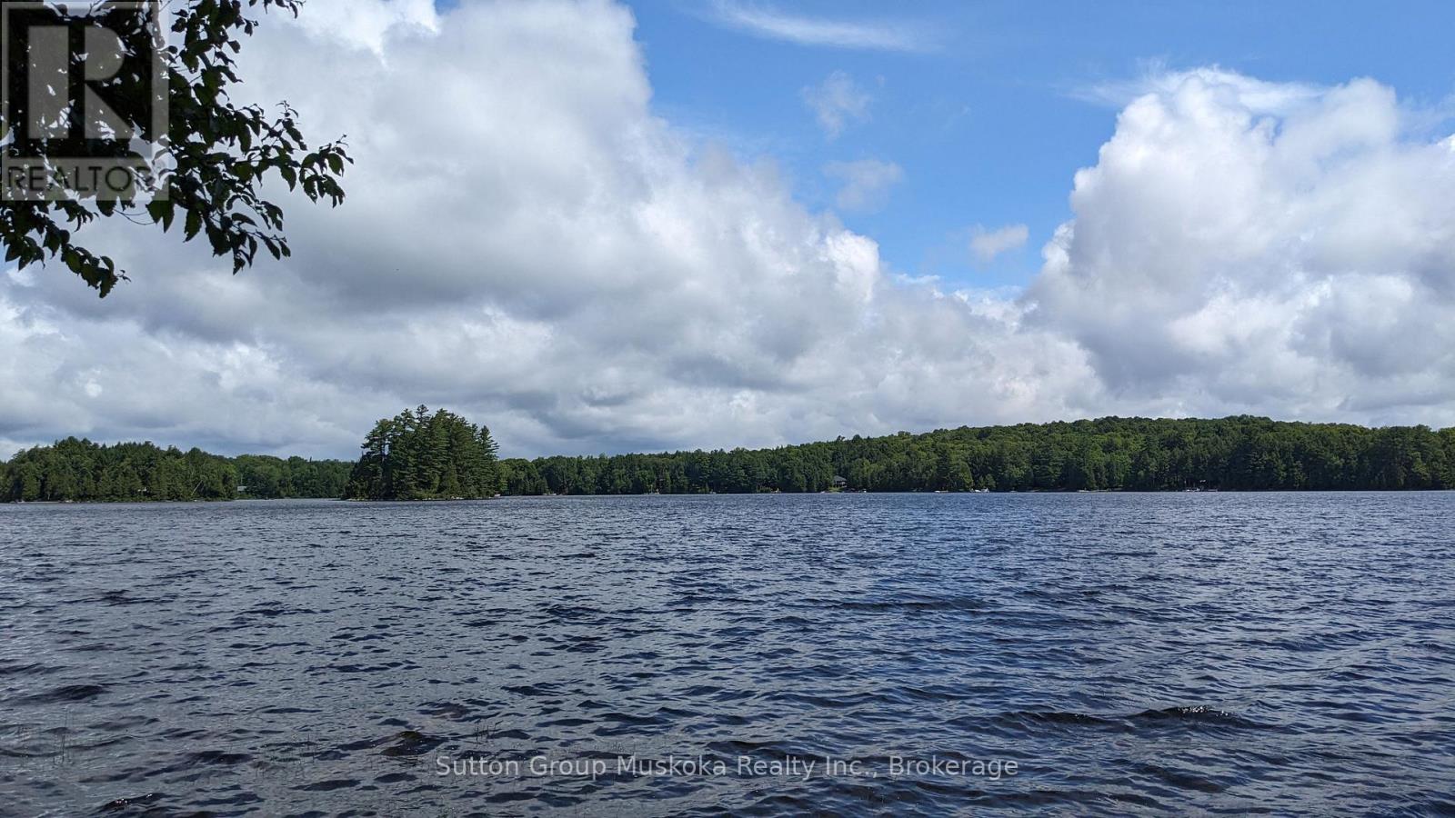 Lot 2 Esig Lane, Lake Of Bays, Ontario  P1H 2J6 - Photo 2 - X12148644