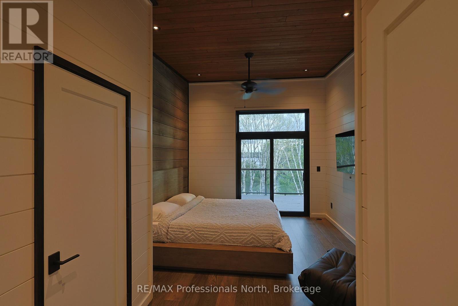 1025 Mary Roberts Road, Lake Of Bays, Ontario  P0B 1A0 - Photo 40 - X12148680