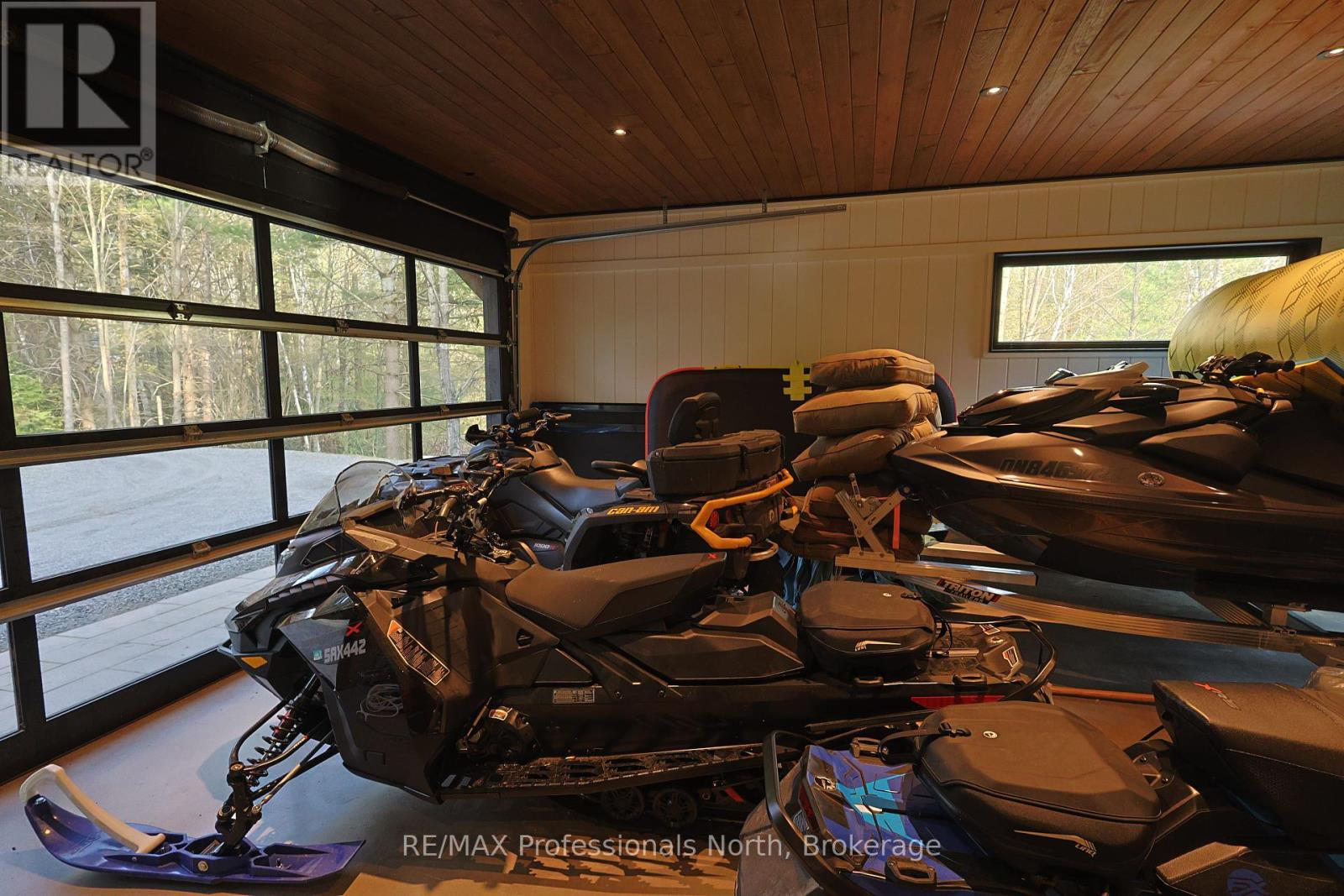 1025 Mary Roberts Road, Lake Of Bays, Ontario  P0B 1A0 - Photo 49 - X12148680