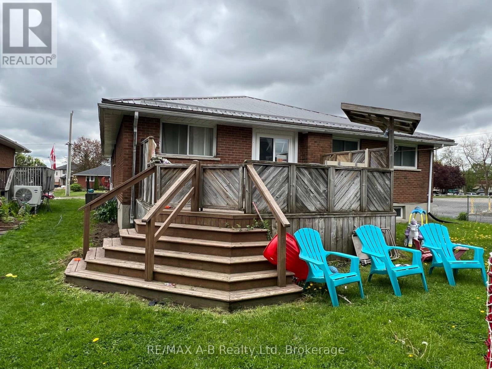 74 Adam Street, East Zorra-Tavistock, Ontario  N0B 2R0 - Photo 16 - X12148689