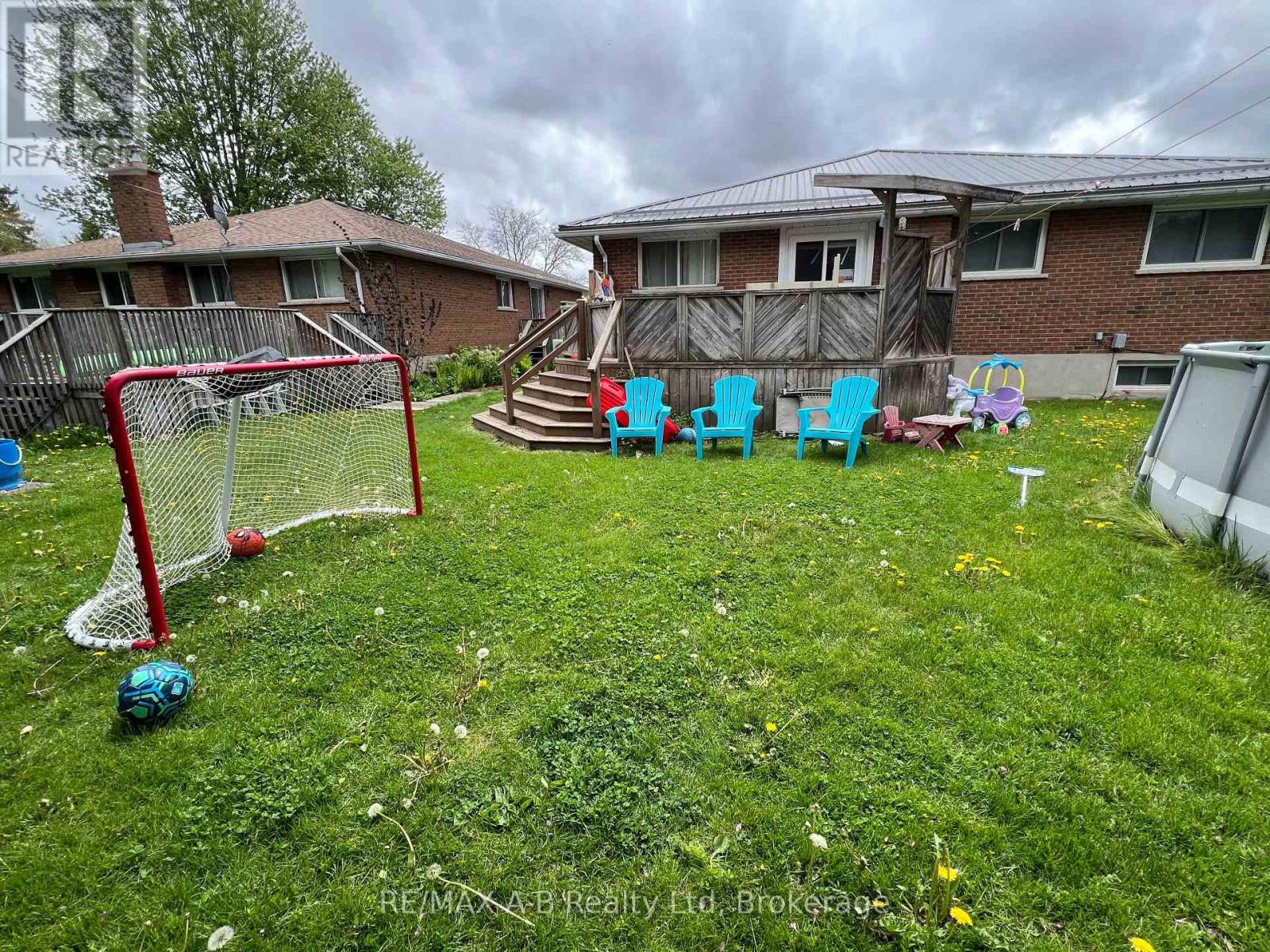 74 Adam Street, East Zorra-Tavistock, Ontario  N0B 2R0 - Photo 21 - X12148689