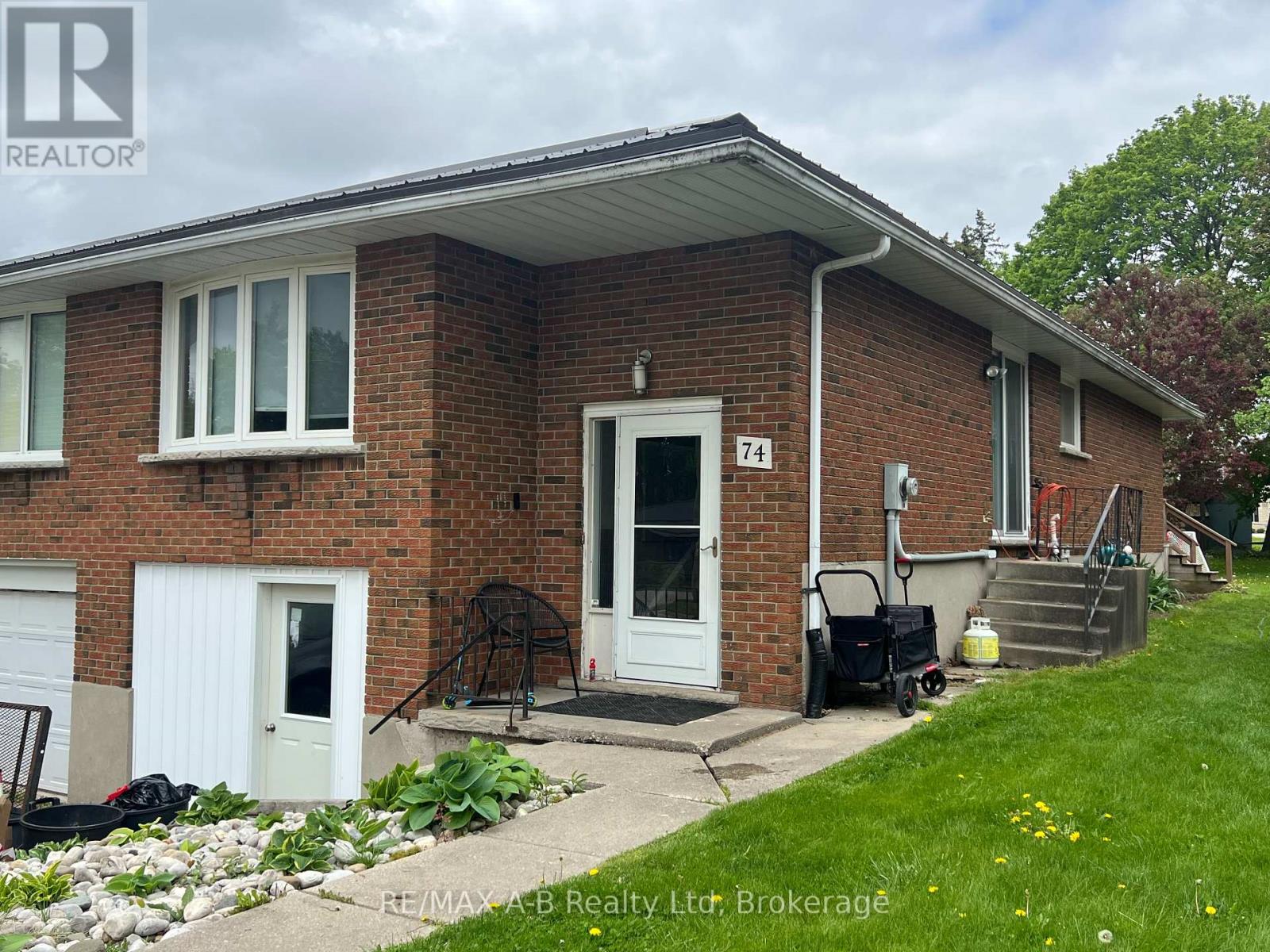 Property at 74 ADAM STREET image 5