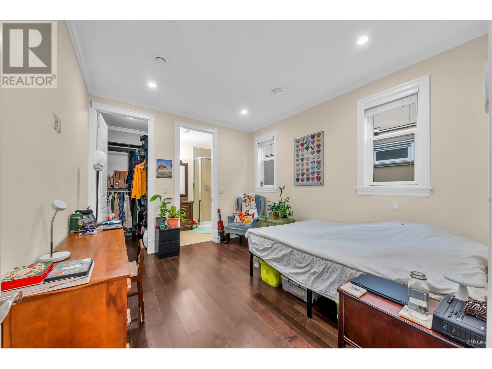 Listing Picture 13 of 40 : 3455 W 10TH AVENUE, Vancouver / 溫哥華 - 魯藝地產 Yvonne Lu Group - MLS Medallion Club Member