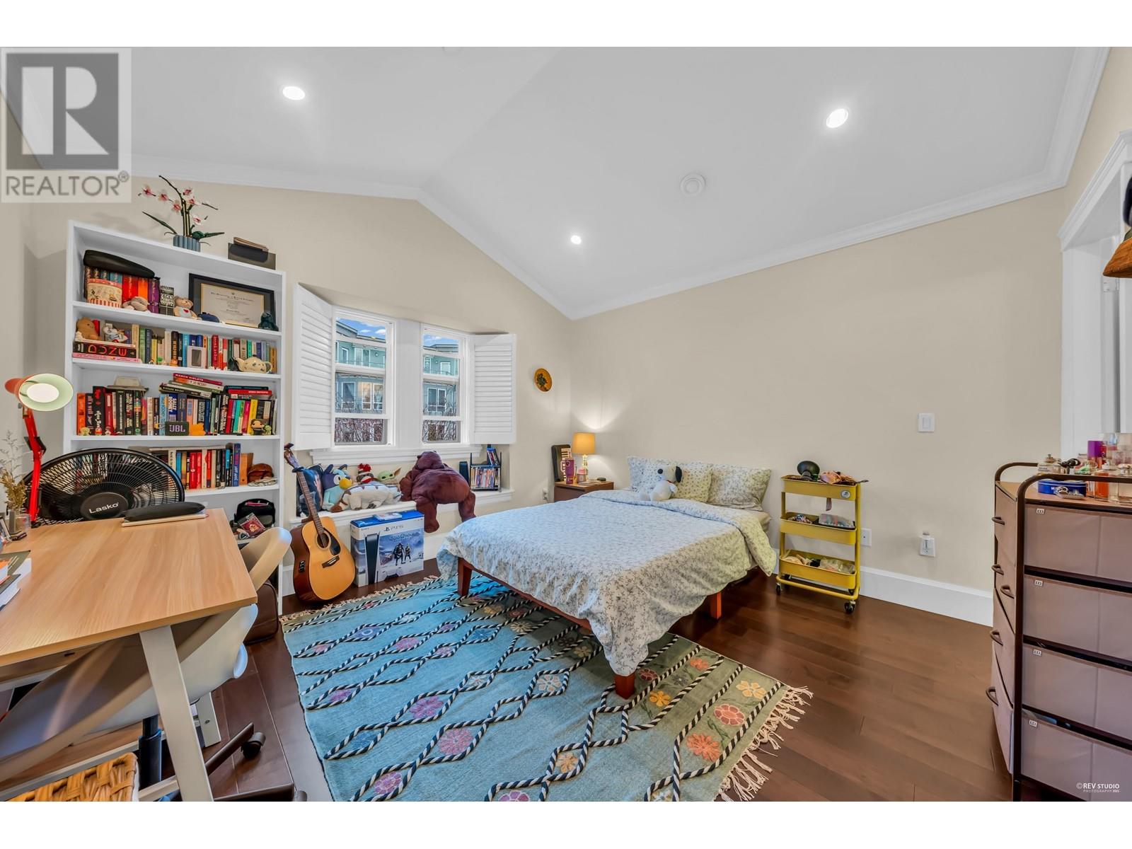 Listing Picture 16 of 40 : 3455 W 10TH AVENUE, Vancouver / 溫哥華 - 魯藝地產 Yvonne Lu Group - MLS Medallion Club Member