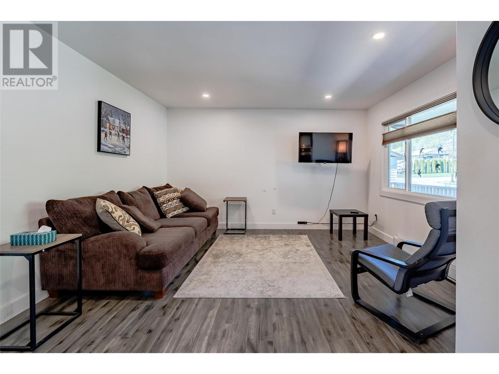 1810 First Street, Fruitvale, British Columbia  V0G 1L0 - Photo 28 - 10347872
