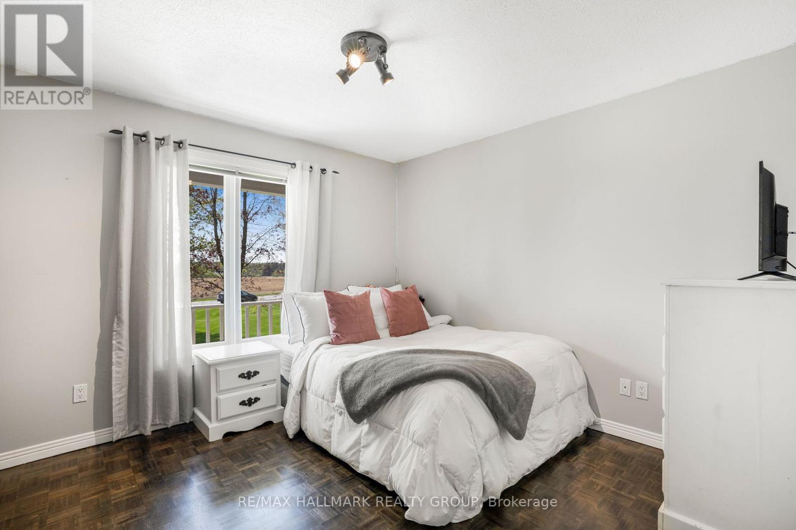 1211 Lacroix Road, Clarence-Rockland, Ontario  K0A 2A0 - Photo 18 - X12148664