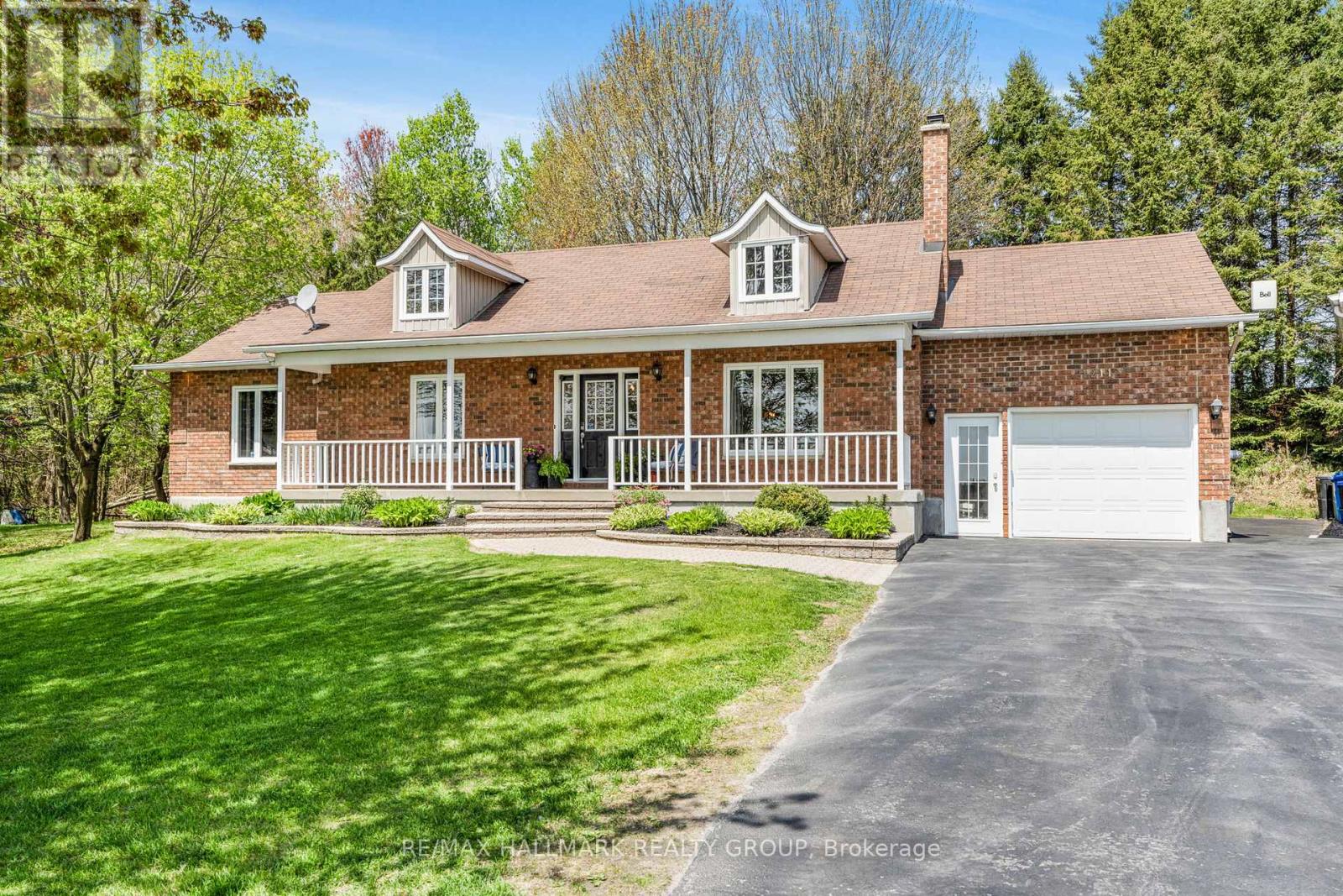 1211 Lacroix Road, Clarence-Rockland, Ontario  K0A 2A0 - Photo 3 - X12148664
