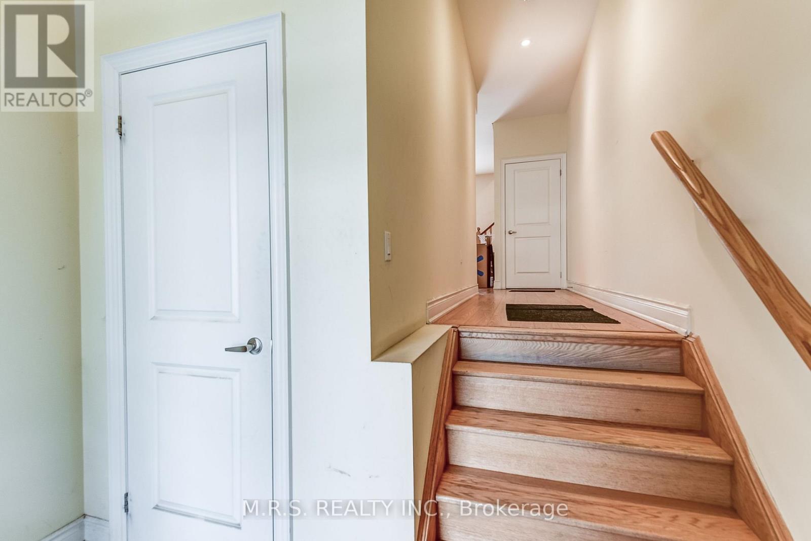 Property at 24 TARMOLA PARK COURT image 4