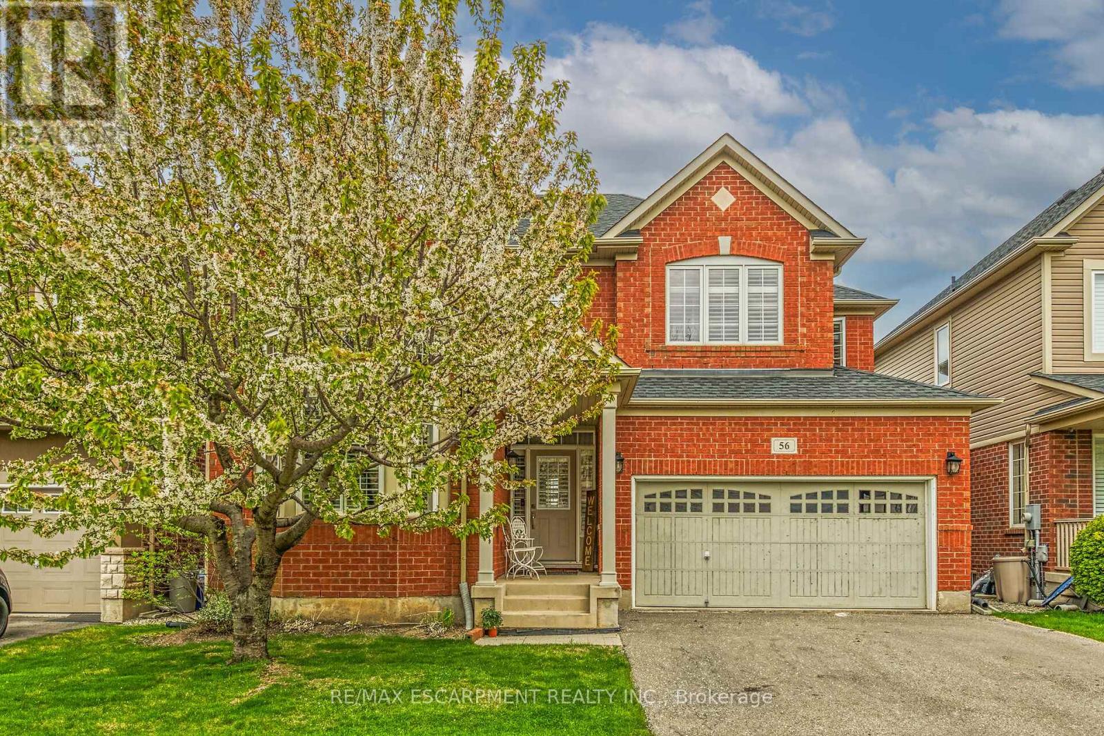 56 Nanaimo Crescent, Hamilton, Ontario  L8E 0C9 - Photo 2 - X12148537