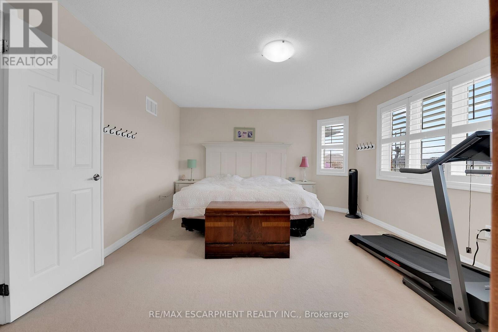 56 Nanaimo Crescent, Hamilton, Ontario  L8E 0C9 - Photo 27 - X12148537