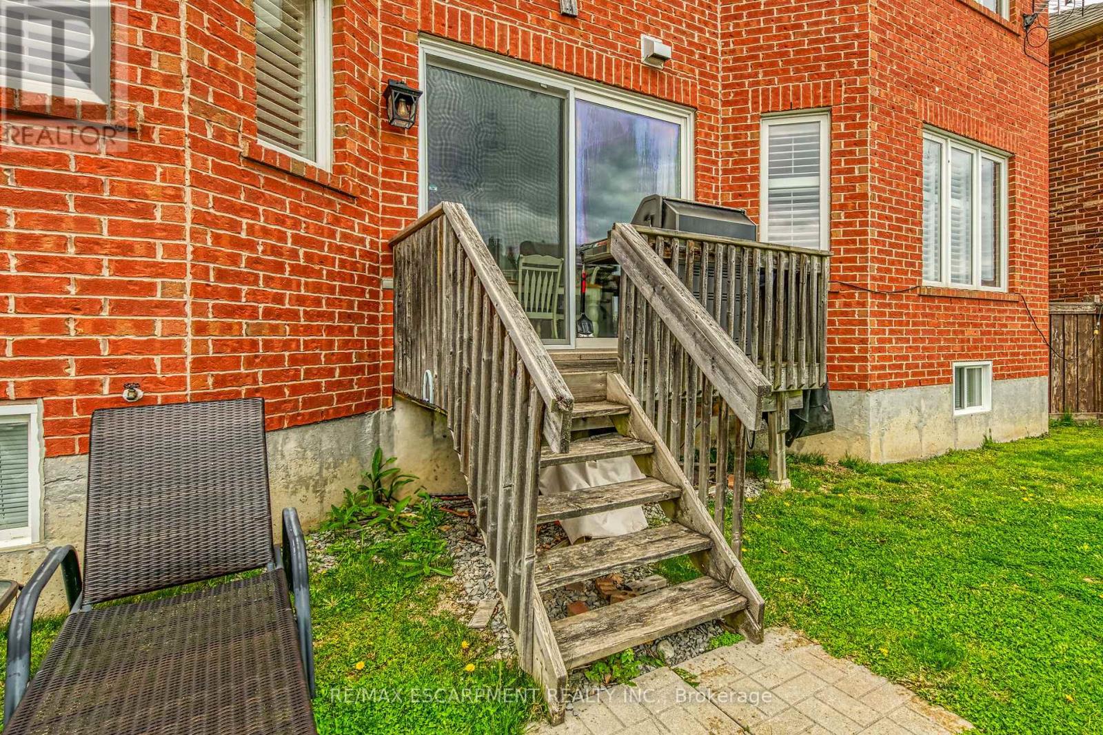 56 Nanaimo Crescent, Hamilton, Ontario  L8E 0C9 - Photo 46 - X12148537