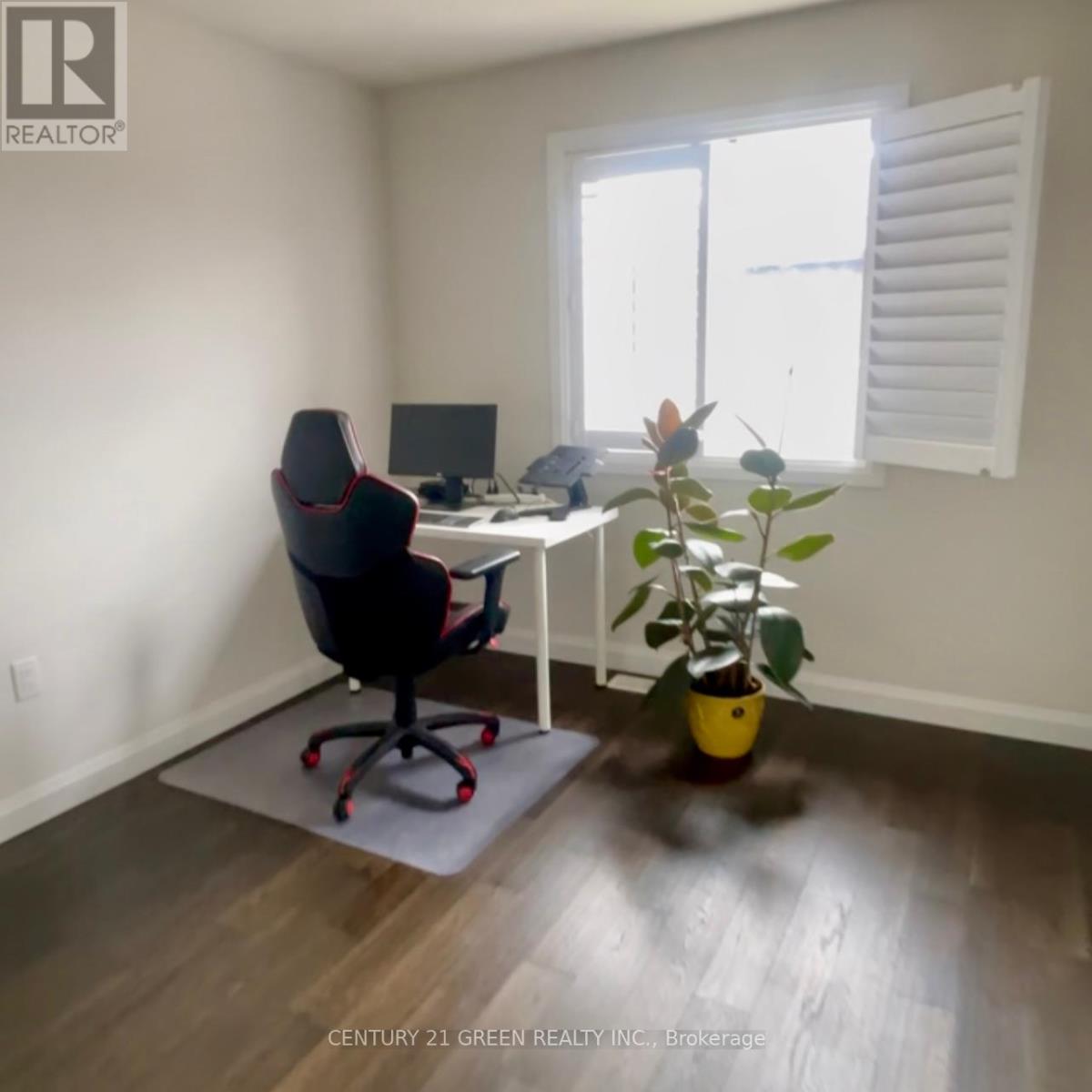 10 Rouley Lane, Hamilton (Meadowlands), Ontario  L9G 0G5 - Photo 13 - X12148641