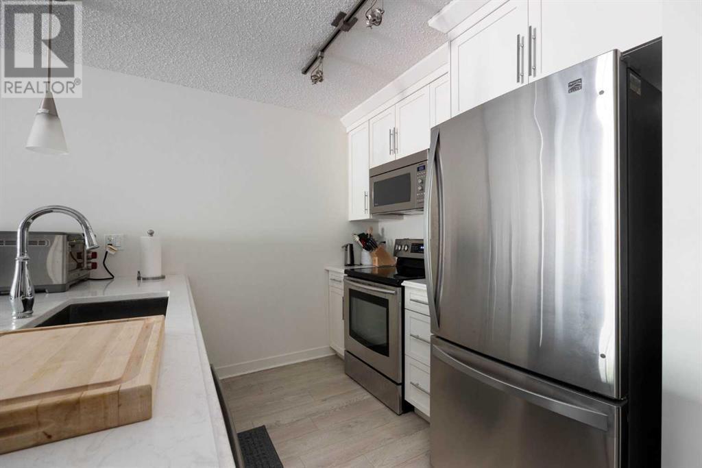 Property at 108, 136D Sandpiper Road image 5