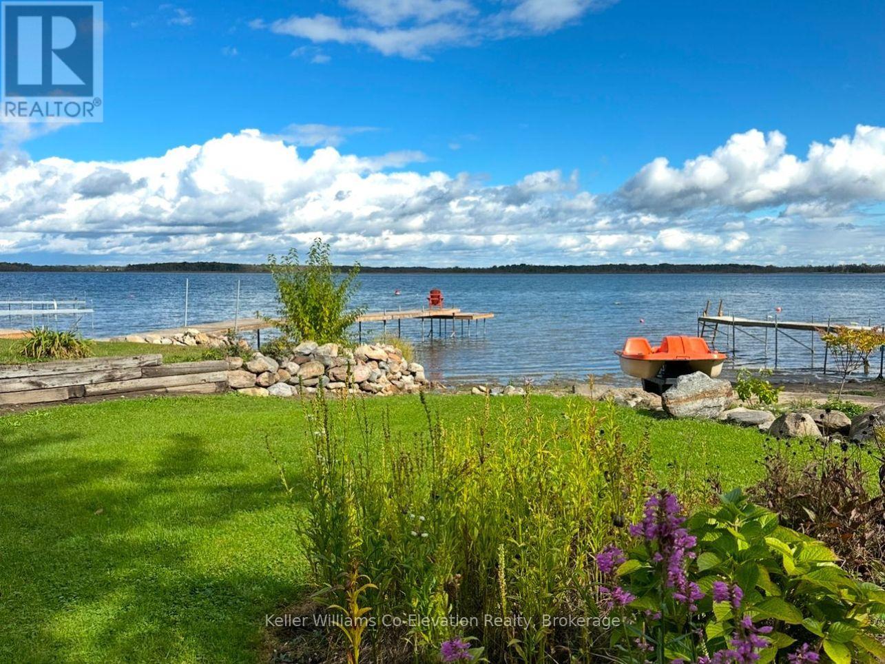 220 Robin's Point Road, Tay, Ontario  L0K 2A0 - Photo 1 - S12043045