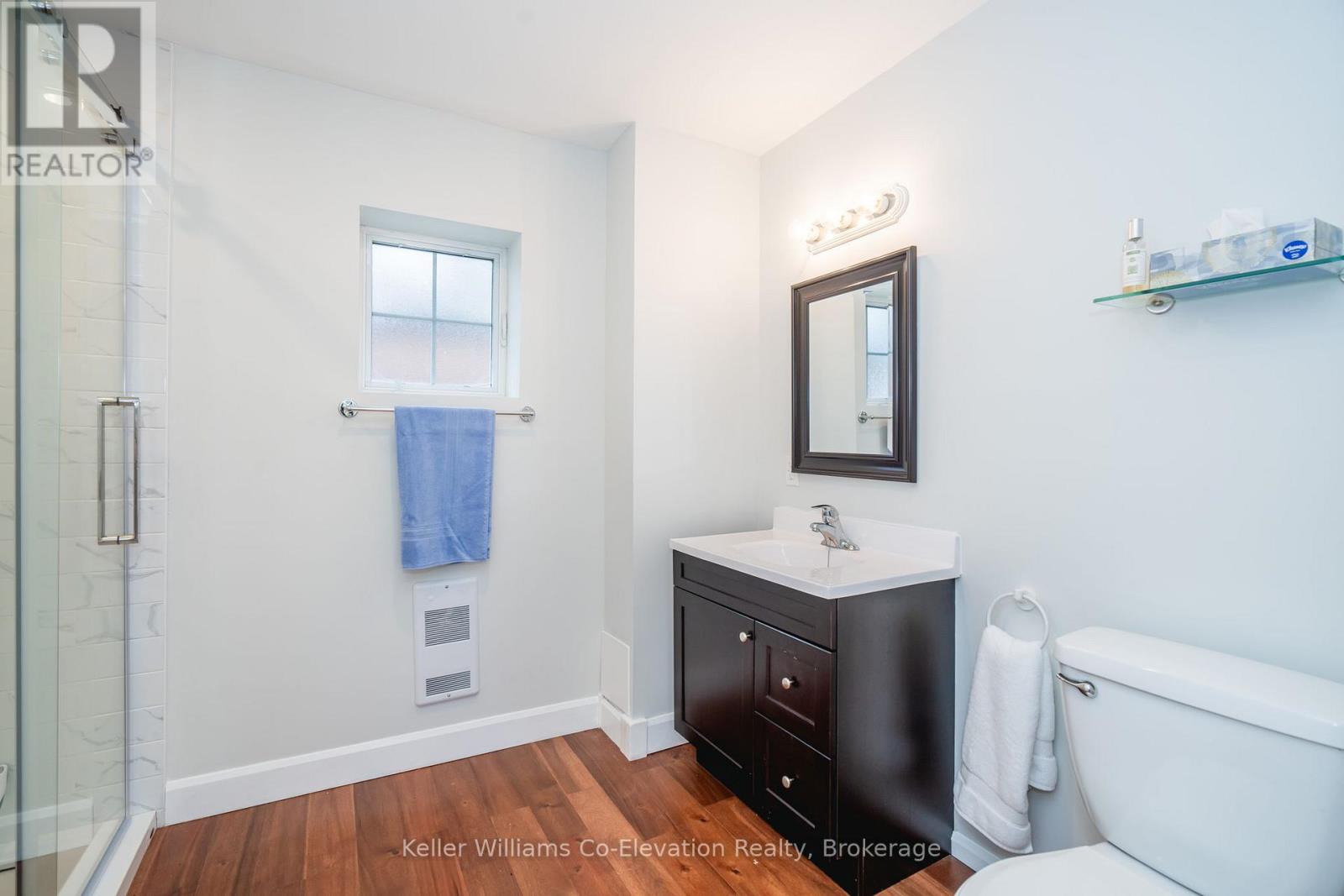 220 Robin's Point Road, Tay, Ontario  L0K 2A0 - Photo 15 - S12043045