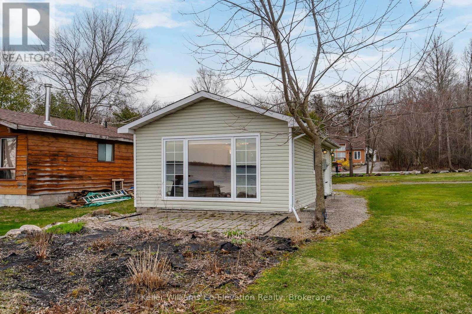 220 Robin's Point Road, Tay, Ontario  L0K 2A0 - Photo 8 - S12043045