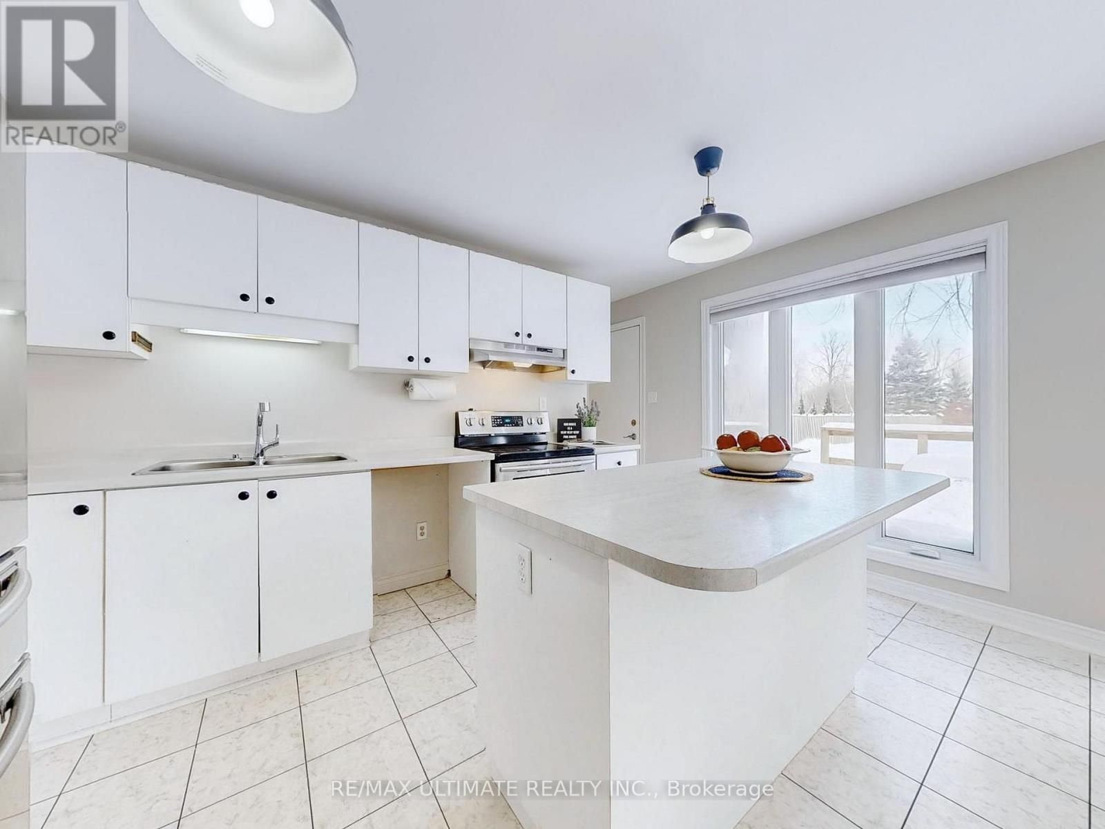 467 Poplar Avenue, Ajax, Ontario  L1S 1E7 - Photo 13 - E11987364