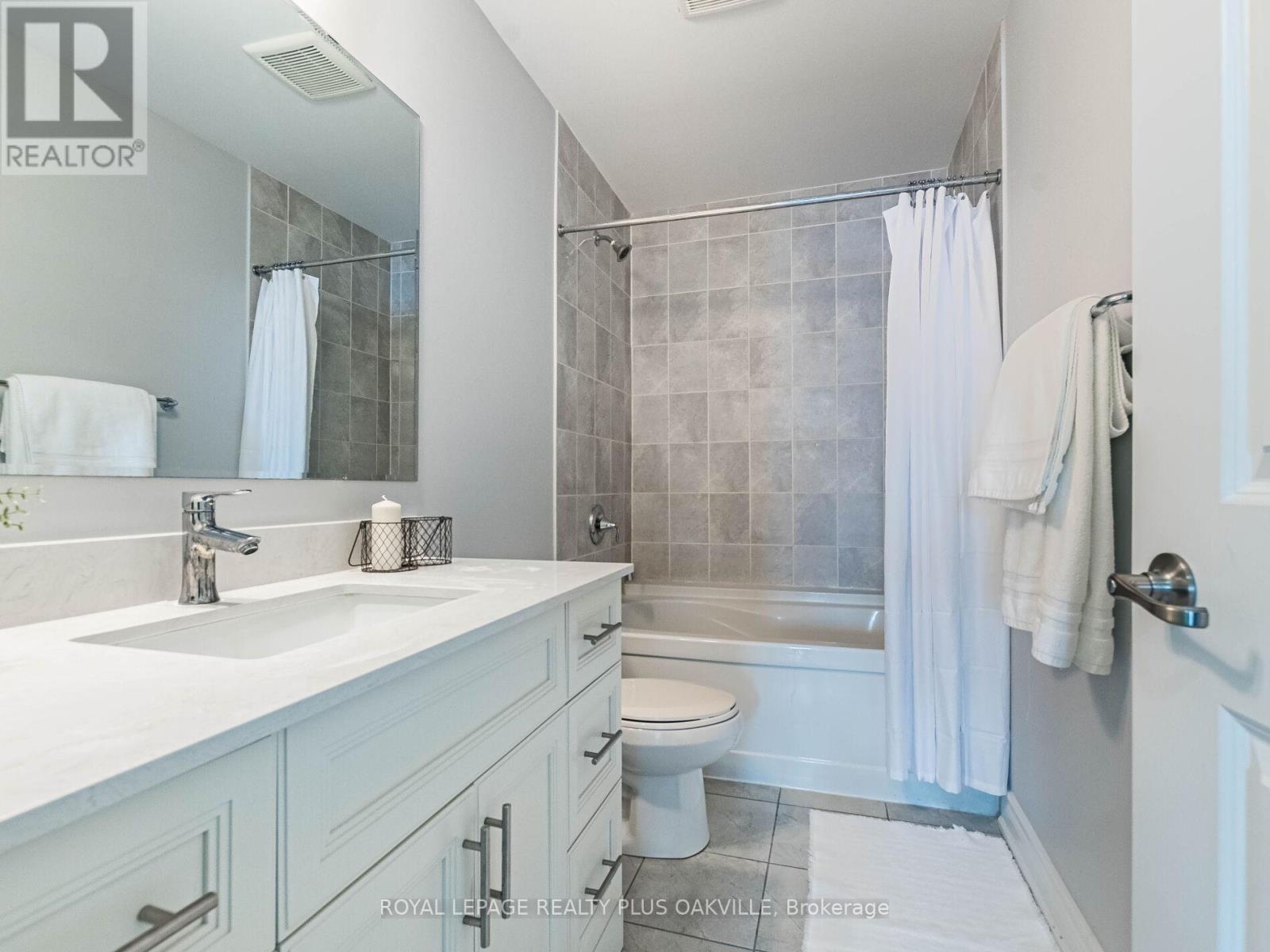 364 Wisteria Way, Oakville, Ontario  L6M 0N3 - Photo 38 - W12146889