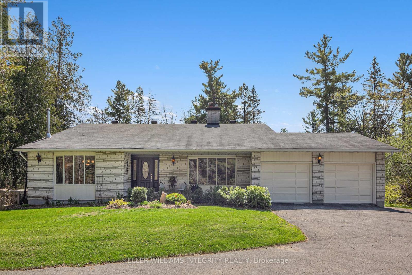 114 CONSTANCE LAKE ROAD, ottawa, Ontario