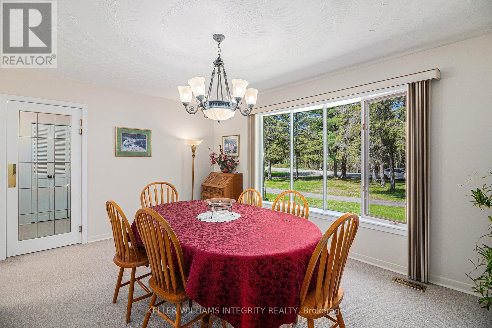 114 Constance Lake Road, Ottawa, Ontario  K2K 1X7 - Photo 13 - X12148823