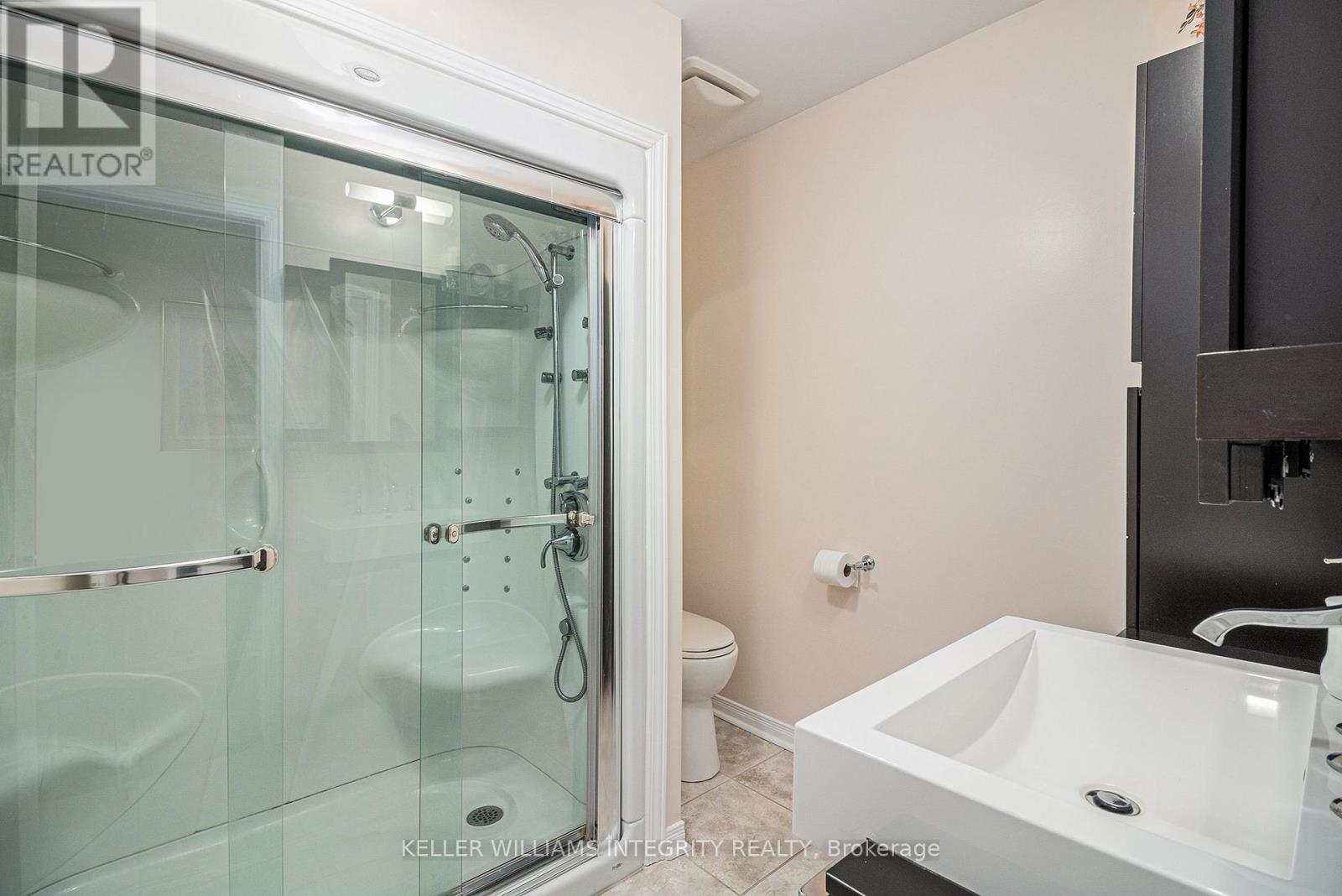 114 Constance Lake Road, Ottawa, Ontario  K2K 1X7 - Photo 25 - X12148823