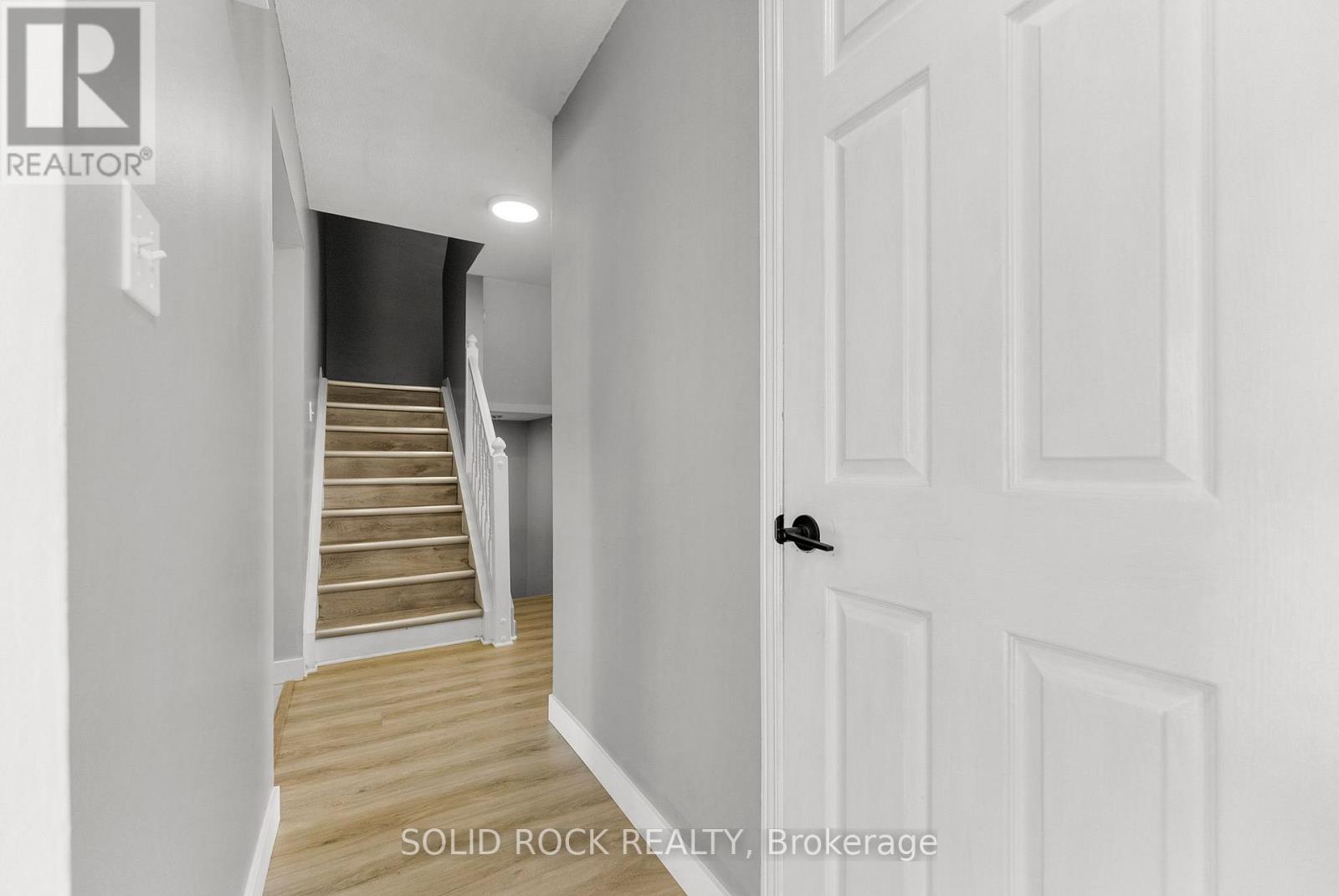 Property at 316 SINGLETON WAY image 5