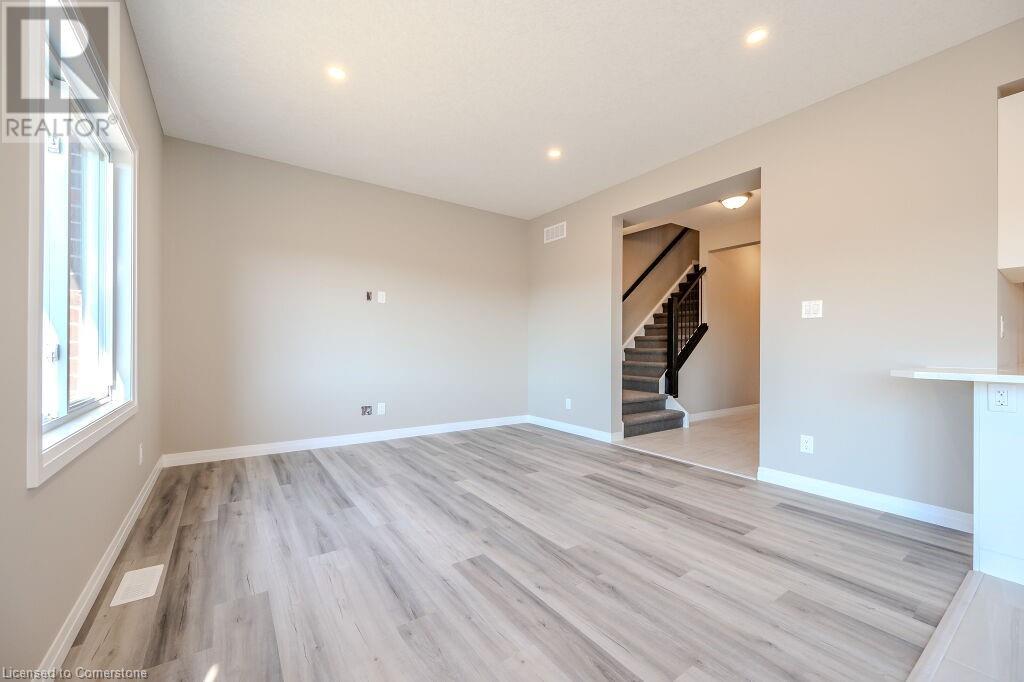 427 Woolwich Street, Waterloo, Ontario  N2K 0E8 - Photo 6 - 40728055