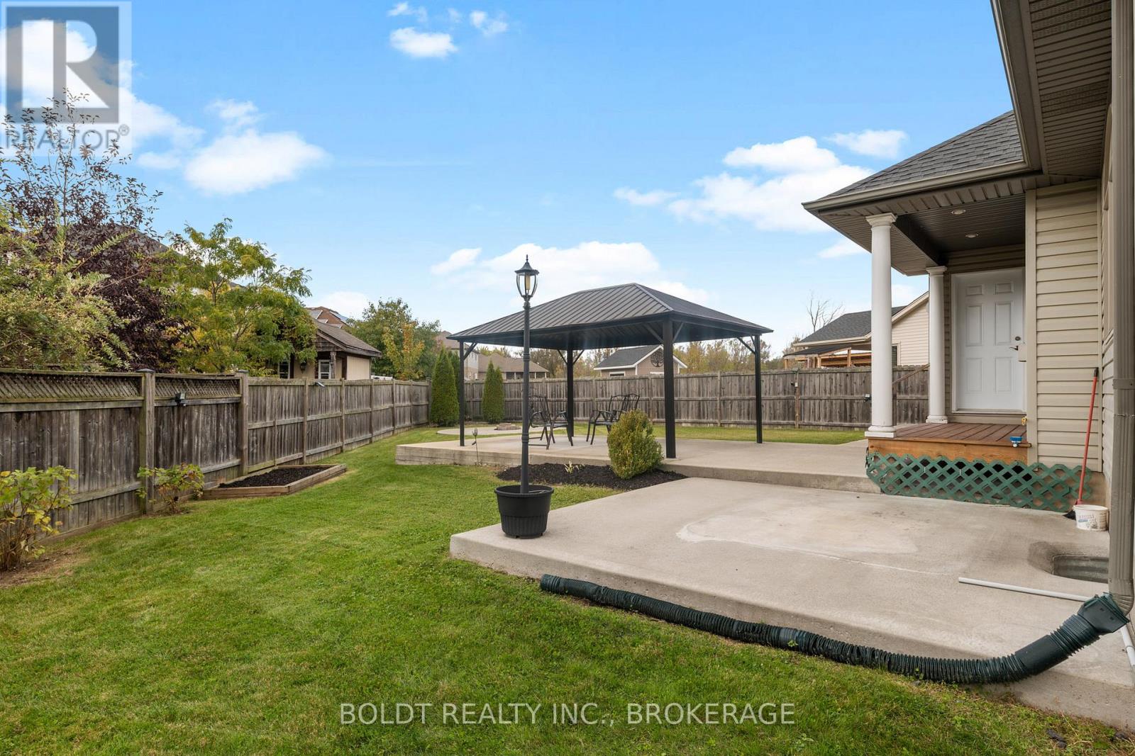 39 Bellevue Court, Welland, Ontario  L3C 7M1 - Photo 35 - X12148869