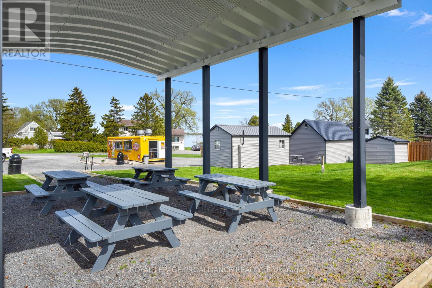 12 Riverview Crescent, Prescott, Ontario  K0E 1T1 - Photo 8 - X12148787