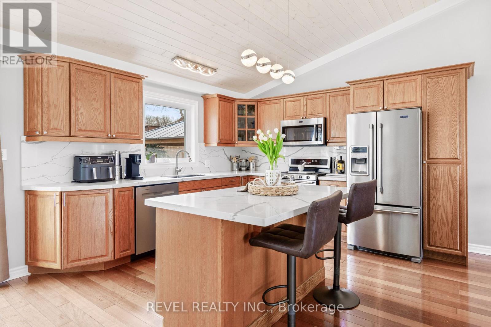 36 Island View Road, Kawartha Lakes, Ontario  K0M 2C0 - Photo 5 - X12148737