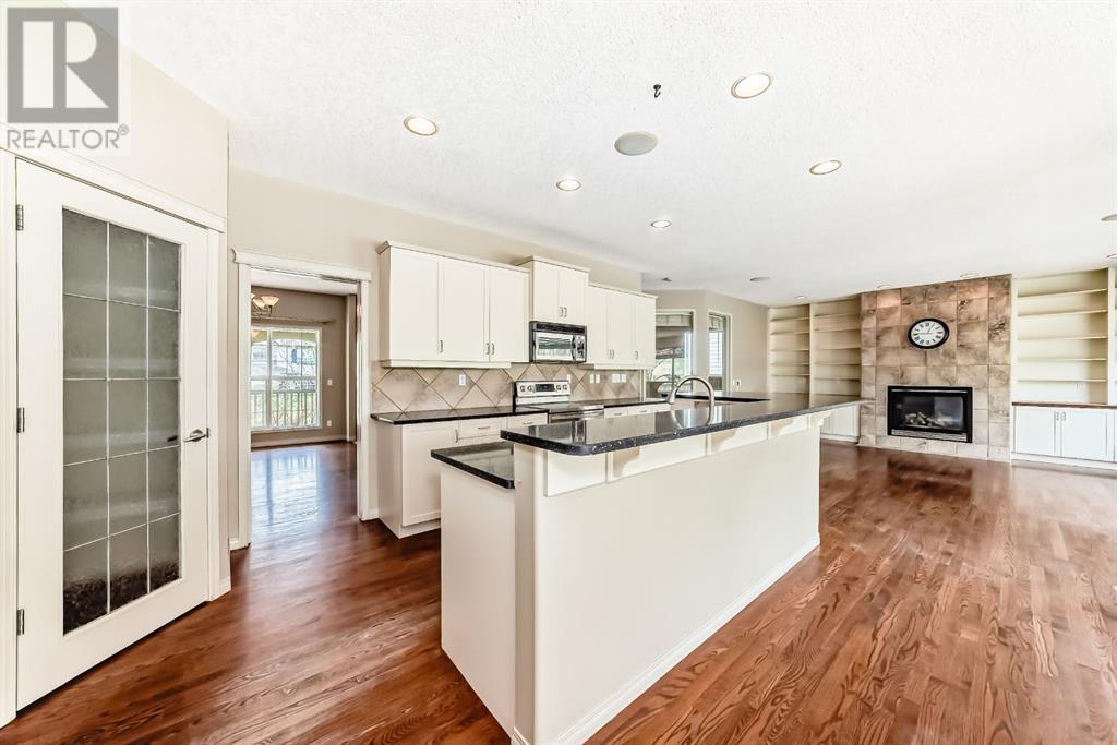 7732 Springbank Way Sw, Calgary, Alberta  T3H 4L8 - Photo 9 - A2220789