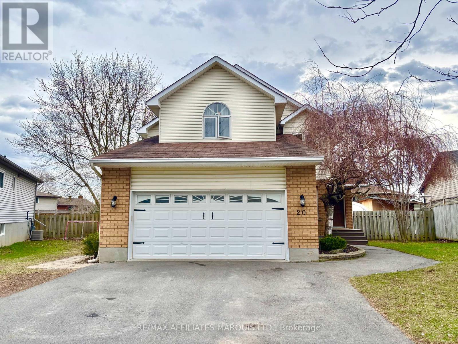 Property at 20 FORESTDALE CRESCENT image 2